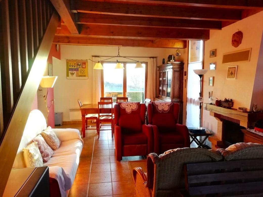 Casa Adosada Para Familias En Santa Leocadia Sainte-Leocadie Ngoại thất bức ảnh